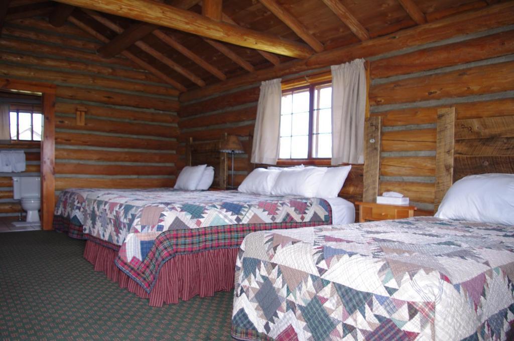 Parade Rest Ranch West Yellowstone Exterior foto